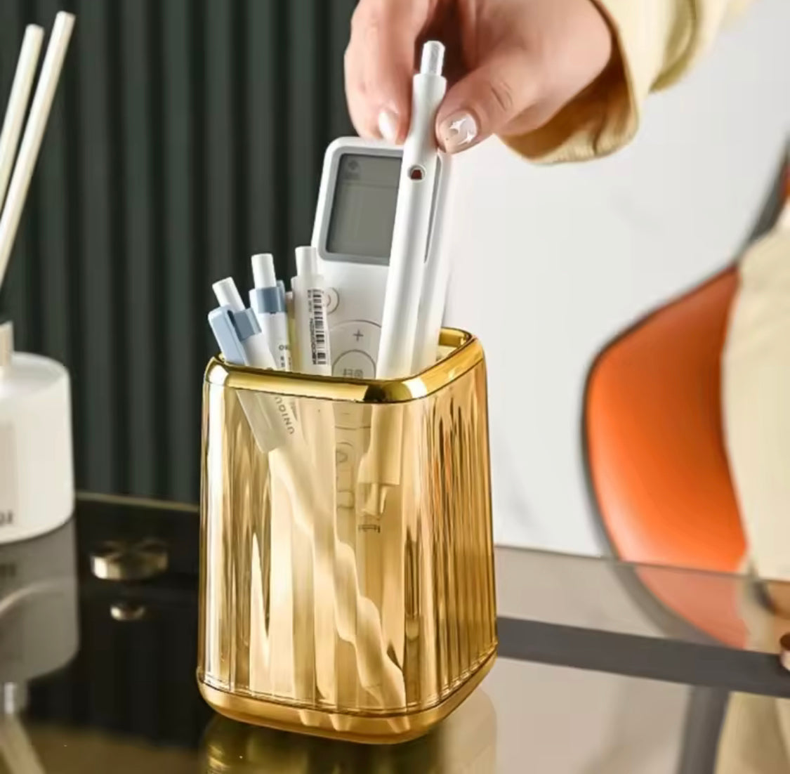 Decent Style Makeup Brushes Holder, Nordic Style Pen Holder, Large Capacity Pen Pencil Holder, Stationery Desk Organizer Decent Style Makeup Brushes Holder, Nordic Style Pen Holder, Large Capacity Pen Pencil Holder, Stationery Desk Organizer